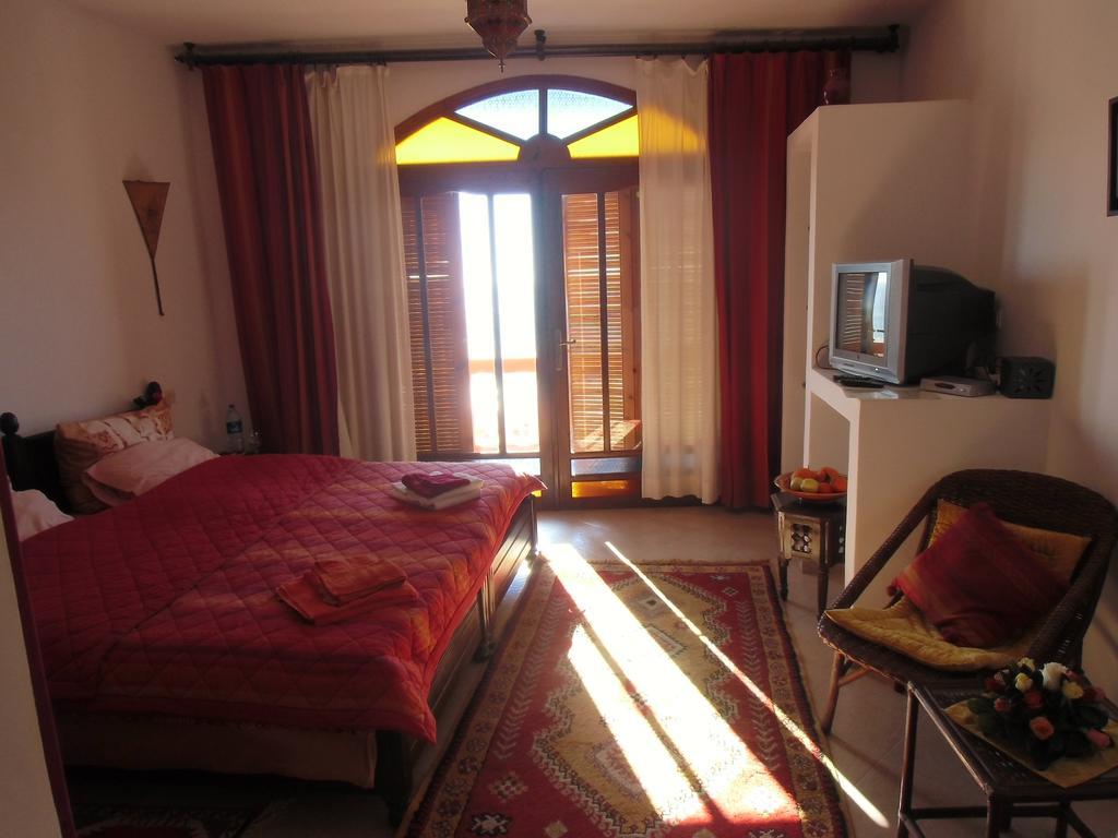 Villa Sunset B&B Awrir Bagian luar foto