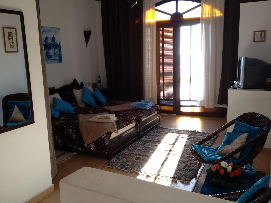 Villa Sunset B&B Awrir Bagian luar foto