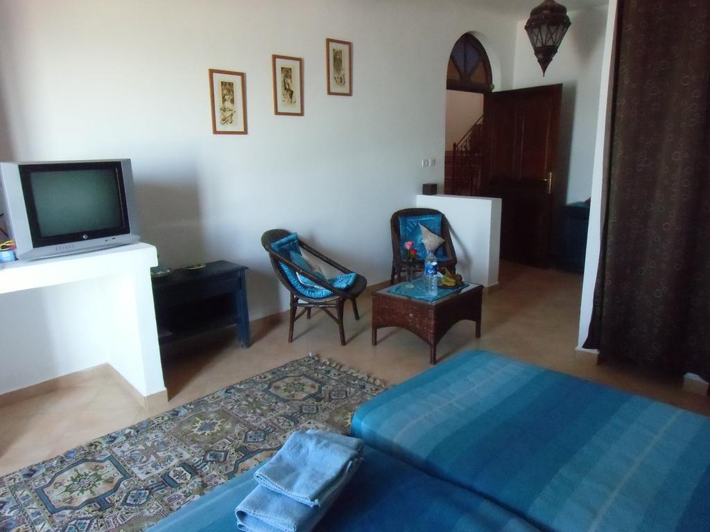 Villa Sunset B&B Awrir Bagian luar foto